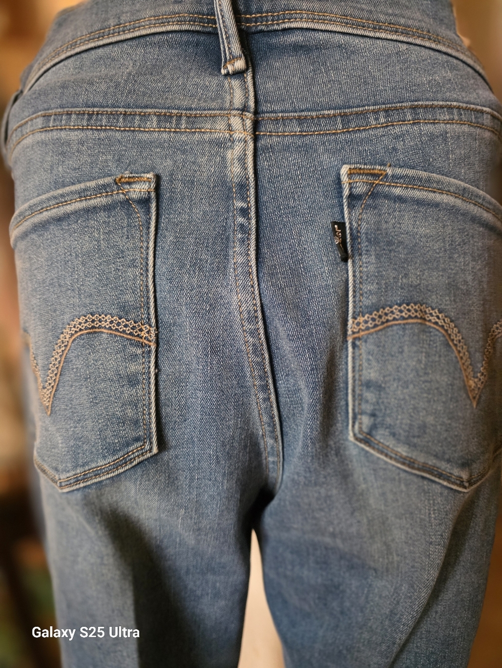 Levi’s 512 Rare Black Tab  Perfectly Slimming Jeans Women’s  W 30" L 30" - Picture 9 of 16